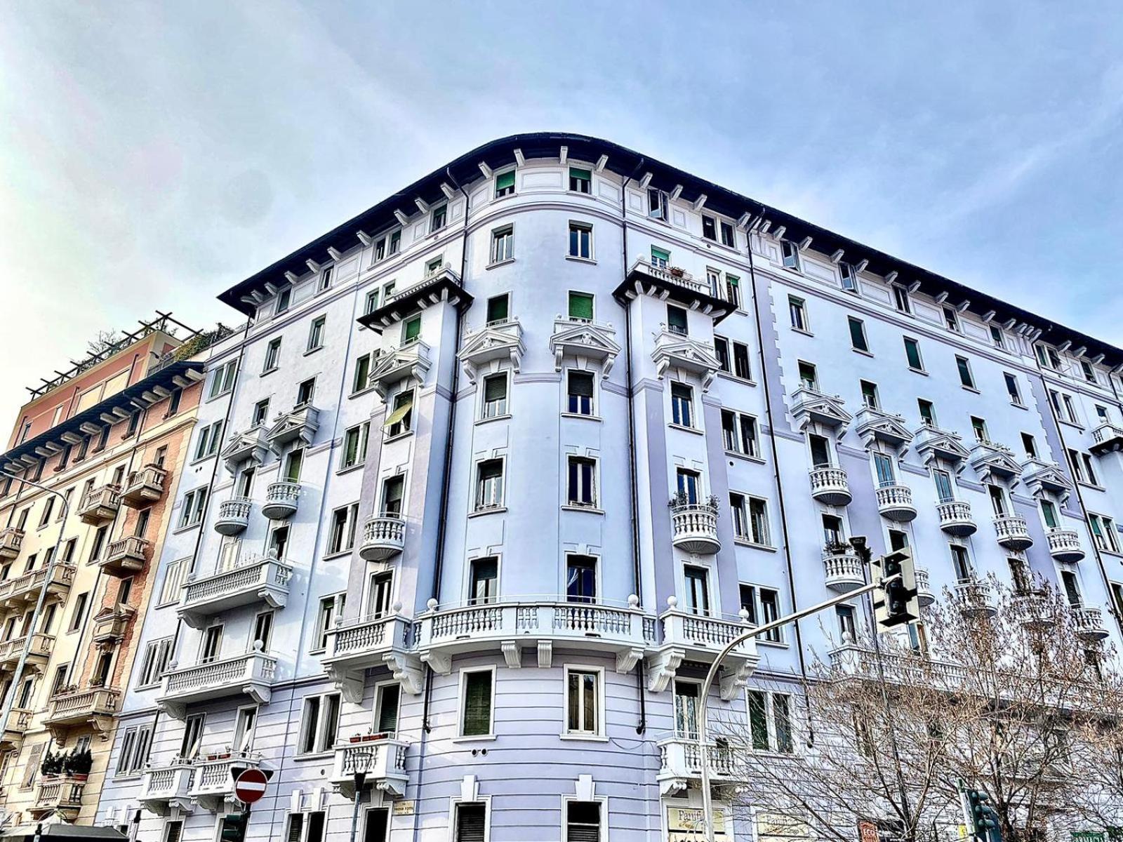 Washington Apartment *